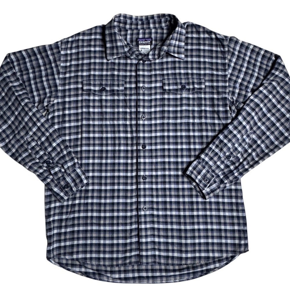 Patagonia Plaid Button Down Shirt Men's Medium